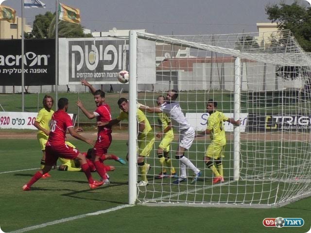 הראשון של מרמורק (שקד מורג)